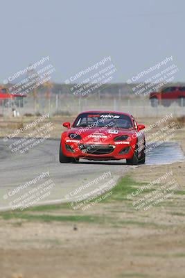 media/Oct-25-2025-CalClub SCCA (Sat) [[34c778dfbe]]/Group 2/Qualifying/